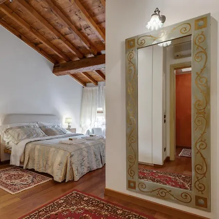 Canguroproperties - Scalette San Marco 2 Appartamento