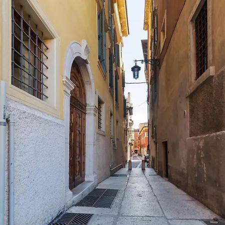 Canguroproperties - Scalette San Marco 2 Appartamento