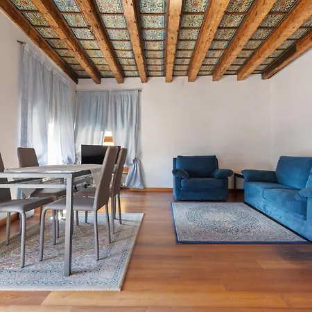 Canguroproperties - Scalette San Marco 2 Appartamento *